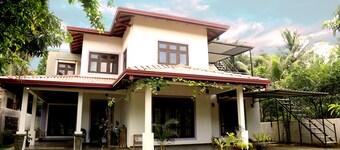 Seasons Villa