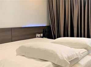 In-room safe, desk, iron/ironing board, free WiFi - Green Hotel Puchong (Puchong)