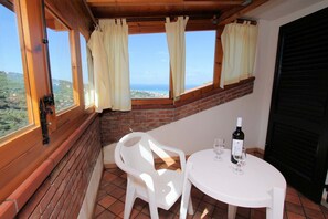 Outdoor dining - Residence Galati (Capo d'Orlando)