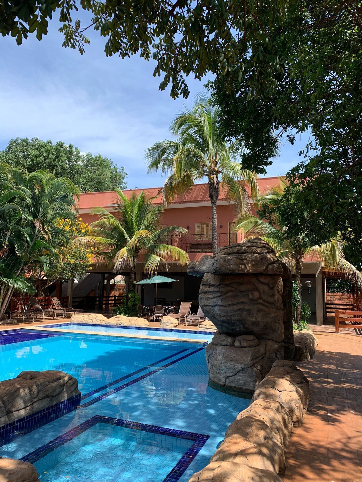Pool | 2 outdoor pools, open 9:00 AM to 9:00 PM, pool loungers