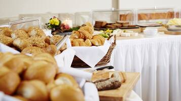 Gratis morgenmadsbuffet hver dag