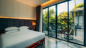 Frette Italian sheets, premium bedding, pillow-top beds, minibar - Solitaire Kamreuk Resort (Siem Reap)