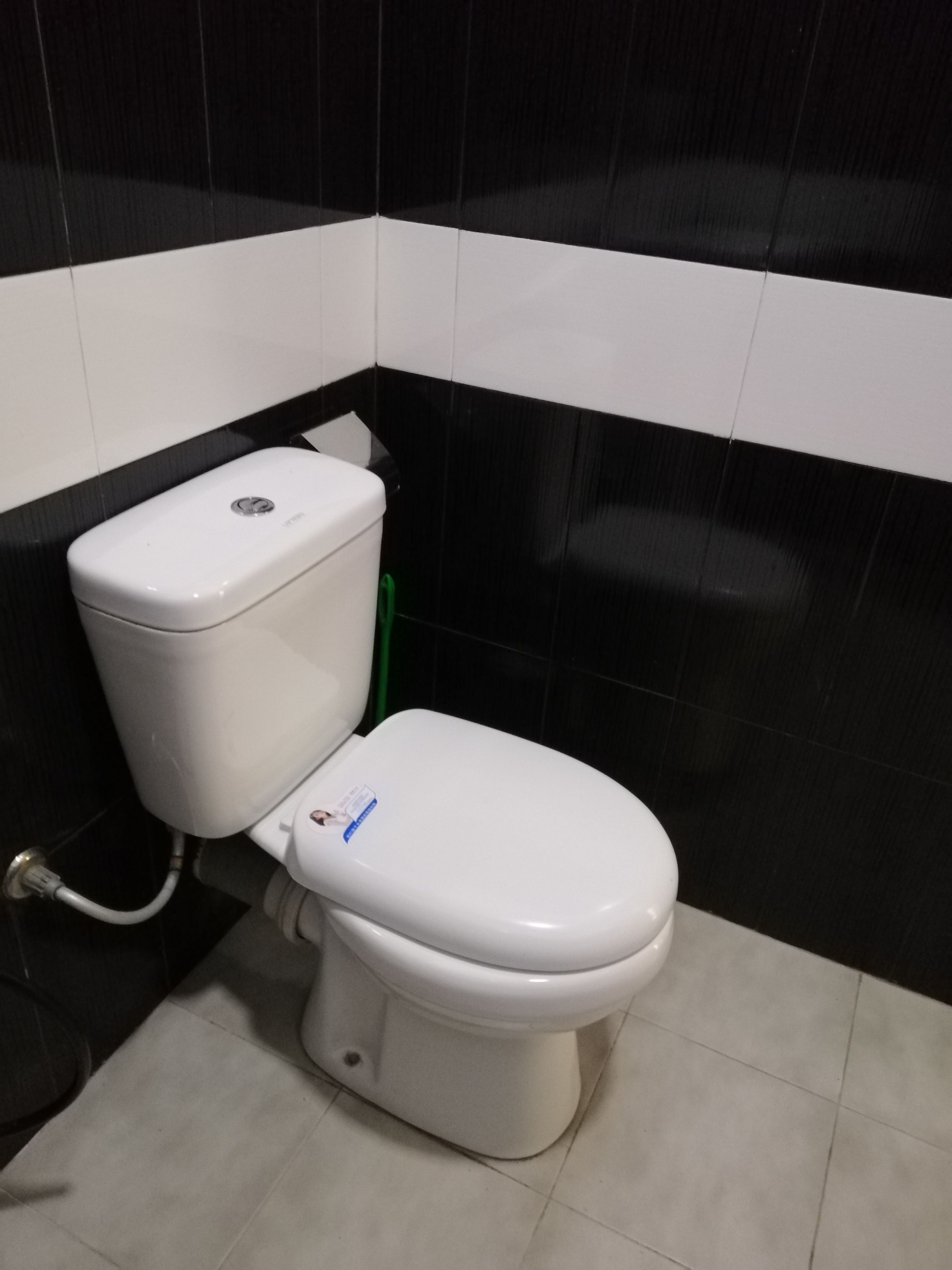 family quadruple room | bathroom | shower, free toiletries, hair dryer, towels