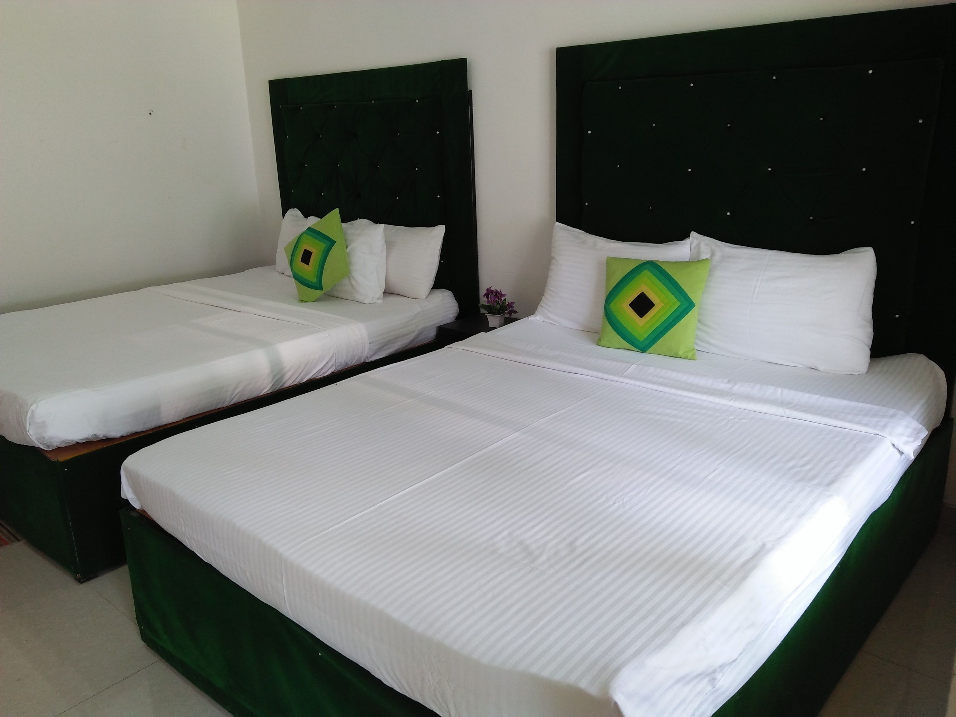 family quadruple room, 1 bedroom, mountain view | room amenity