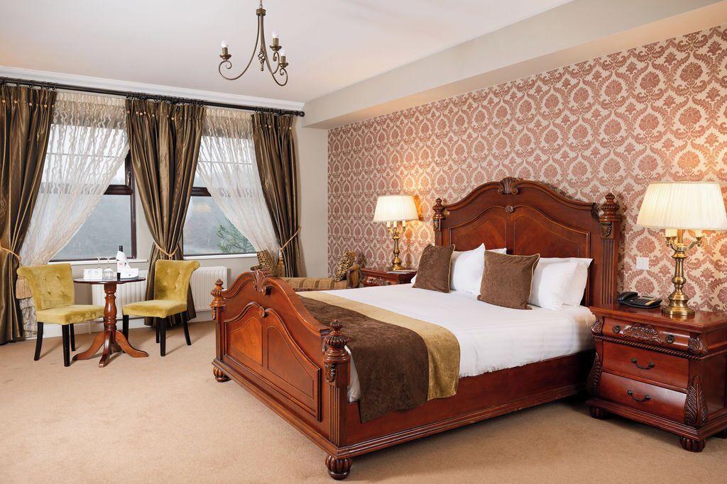 King Room with a View | Individuelt dekorert, skrivebord, strykejern/-brett og wi-fi (inkludert)