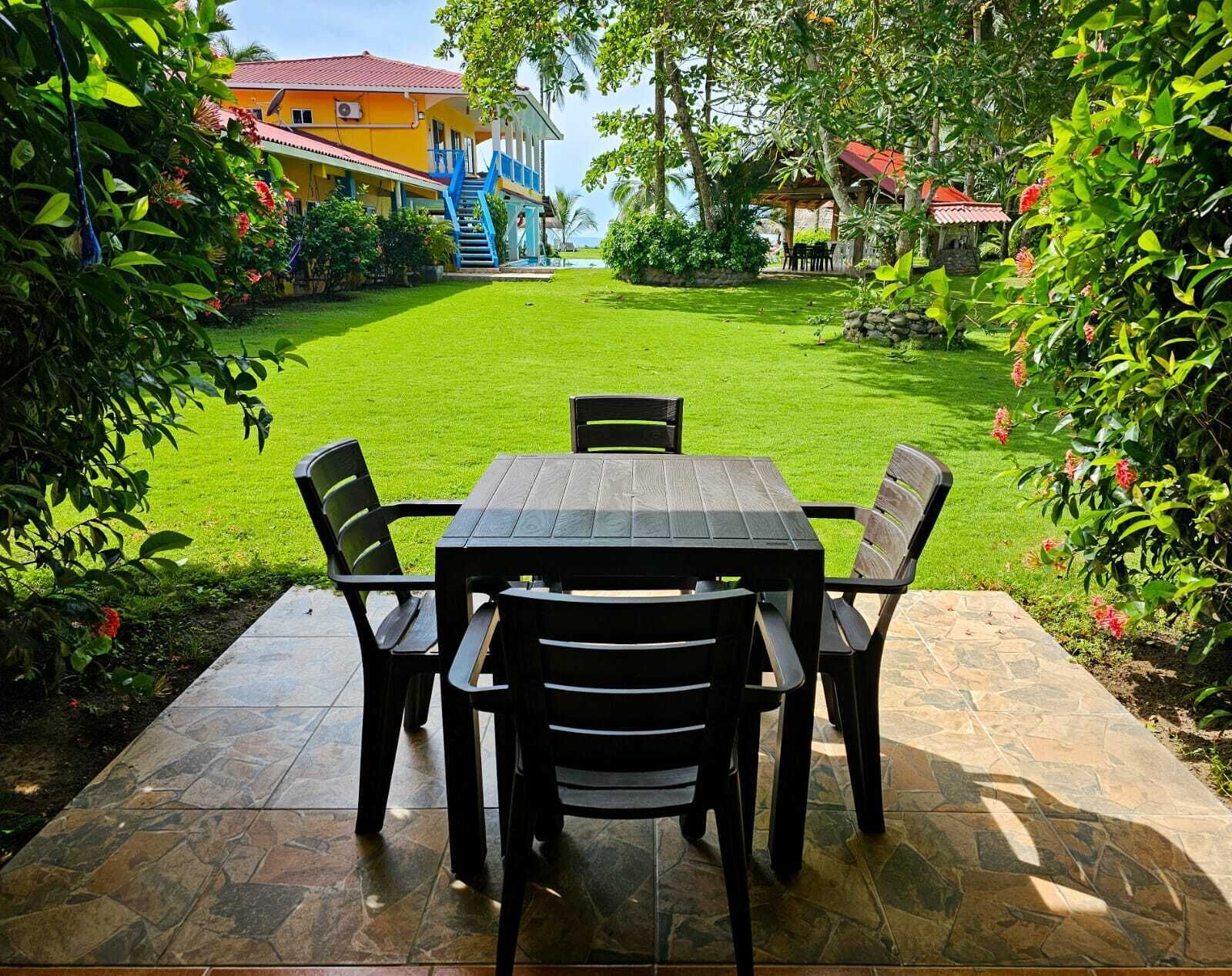 Junior kamer | Uitzicht op de tuin