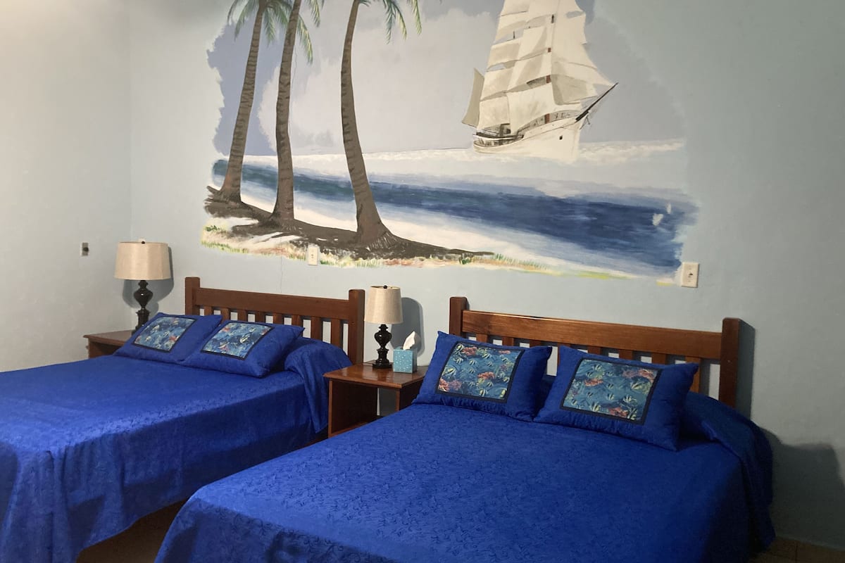 room, accessible | in-room safe, desk, laptop workspace, blackout curtains