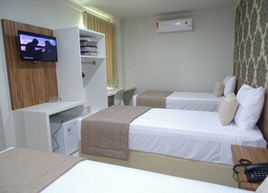 Minibar, desk, blackout drapes, free WiFi - BITTI HOTEL Aracruz by Samba (Aracruz)