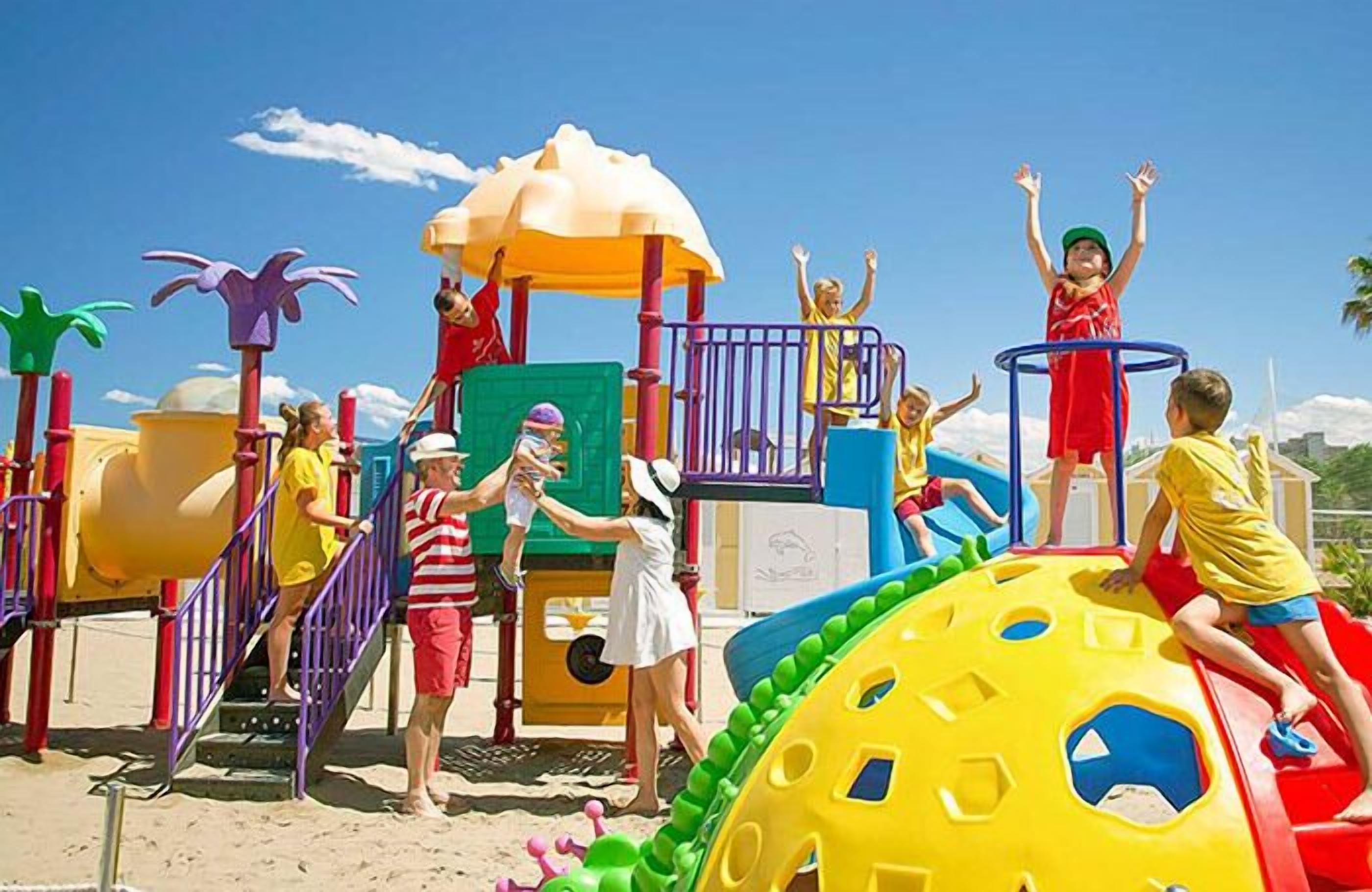 children’s play area – outdoor