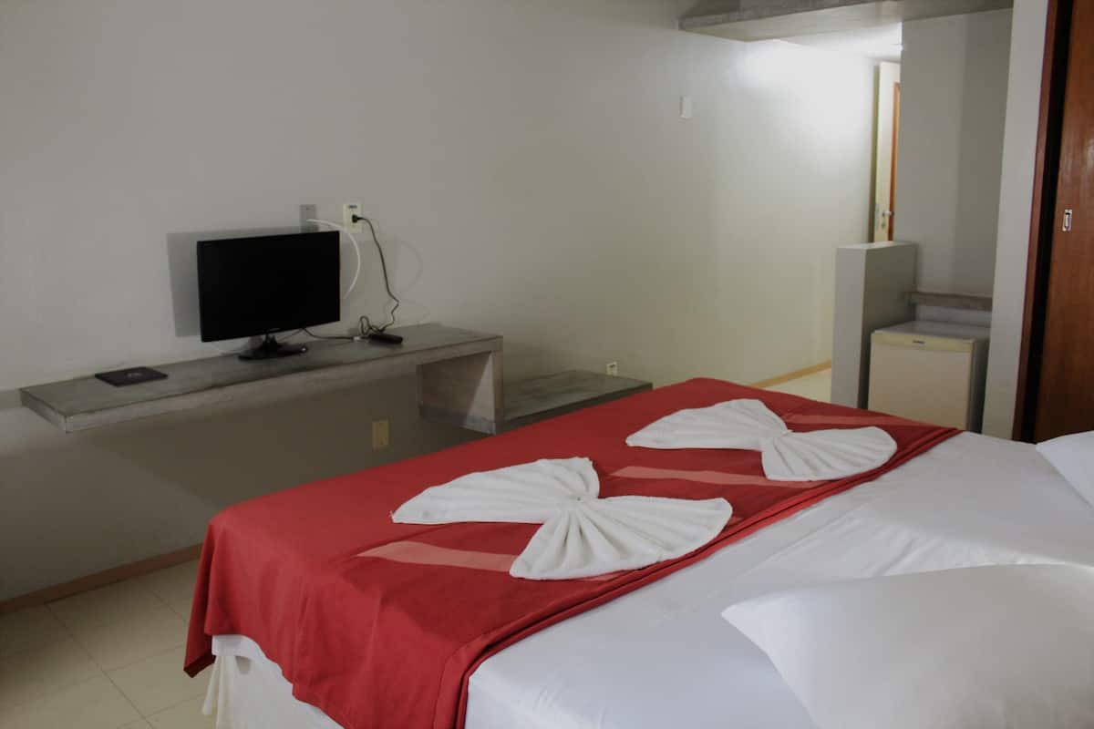 Minibar, desk, blackout curtains, free WiFi