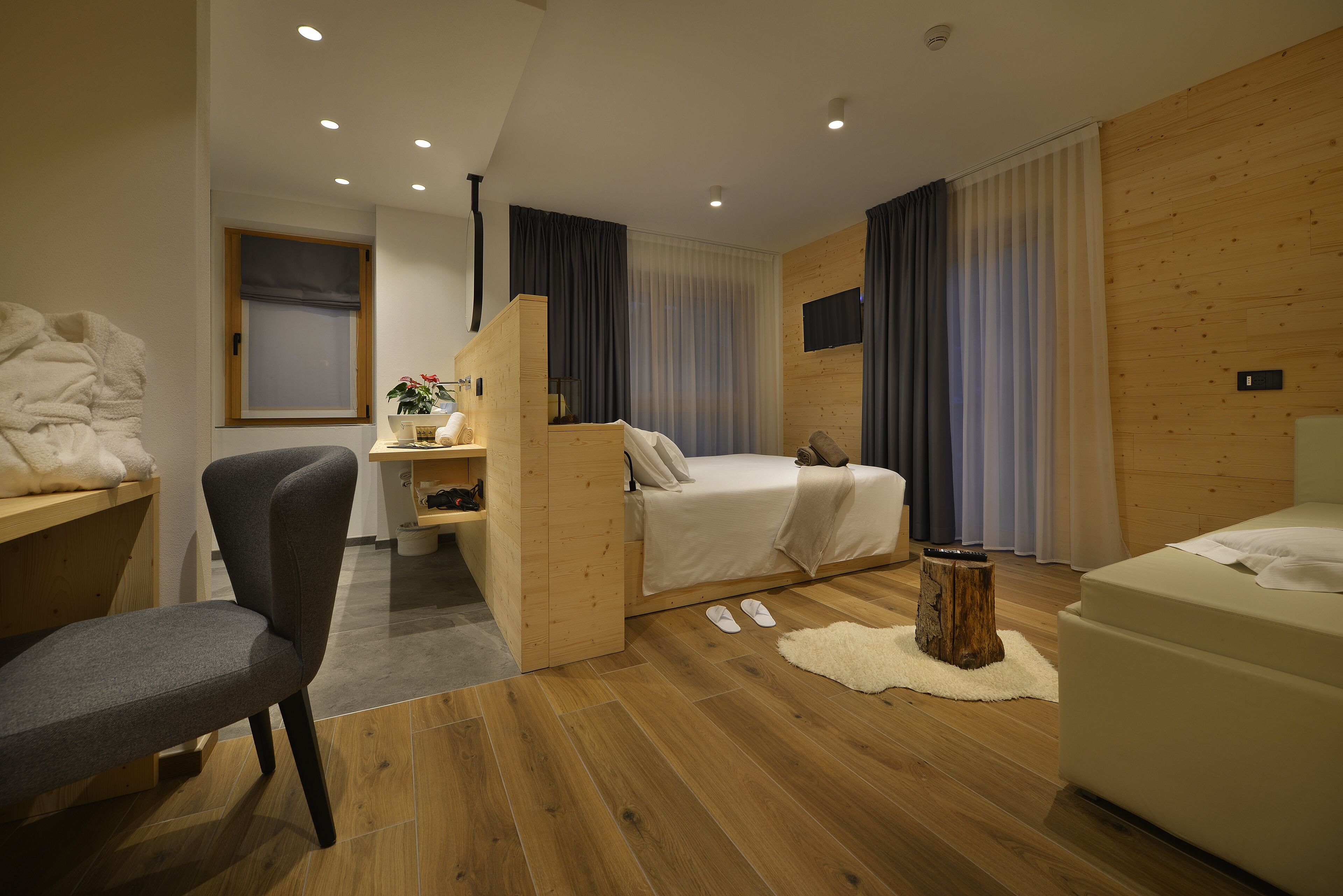 alpine junior suite with balcony | premium bedding, down duvets, in-room safe, desk