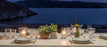 Eneos Kythnos Beach Villas