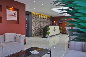 ロビー応接スペース