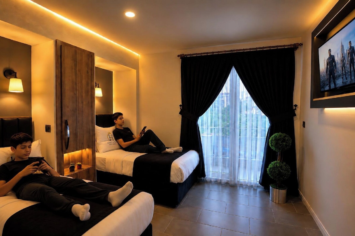 Premium bedding, minibar, in-room safe, desk