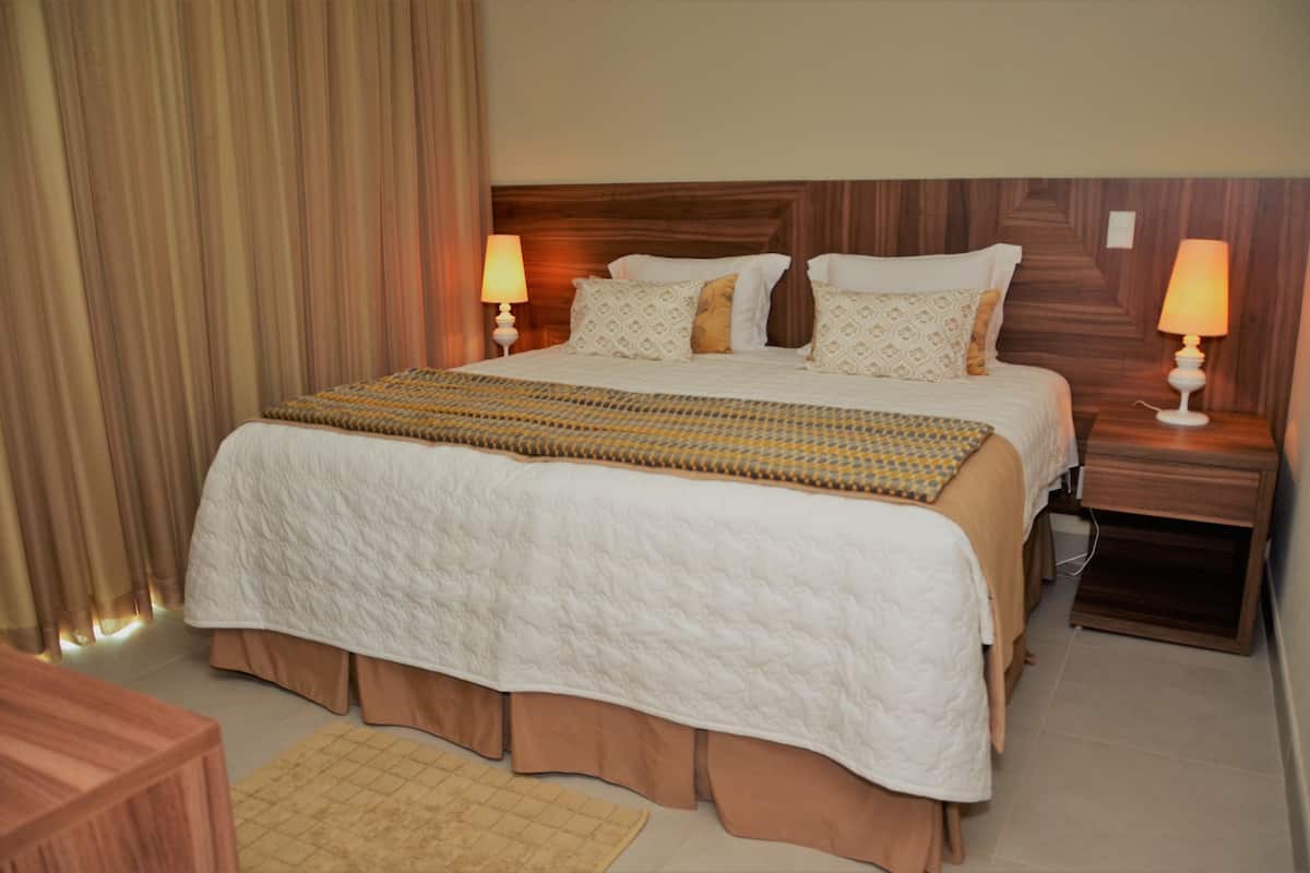 house (boutique) | hypo-allergenic bedding, minibar, in-room safe, desk