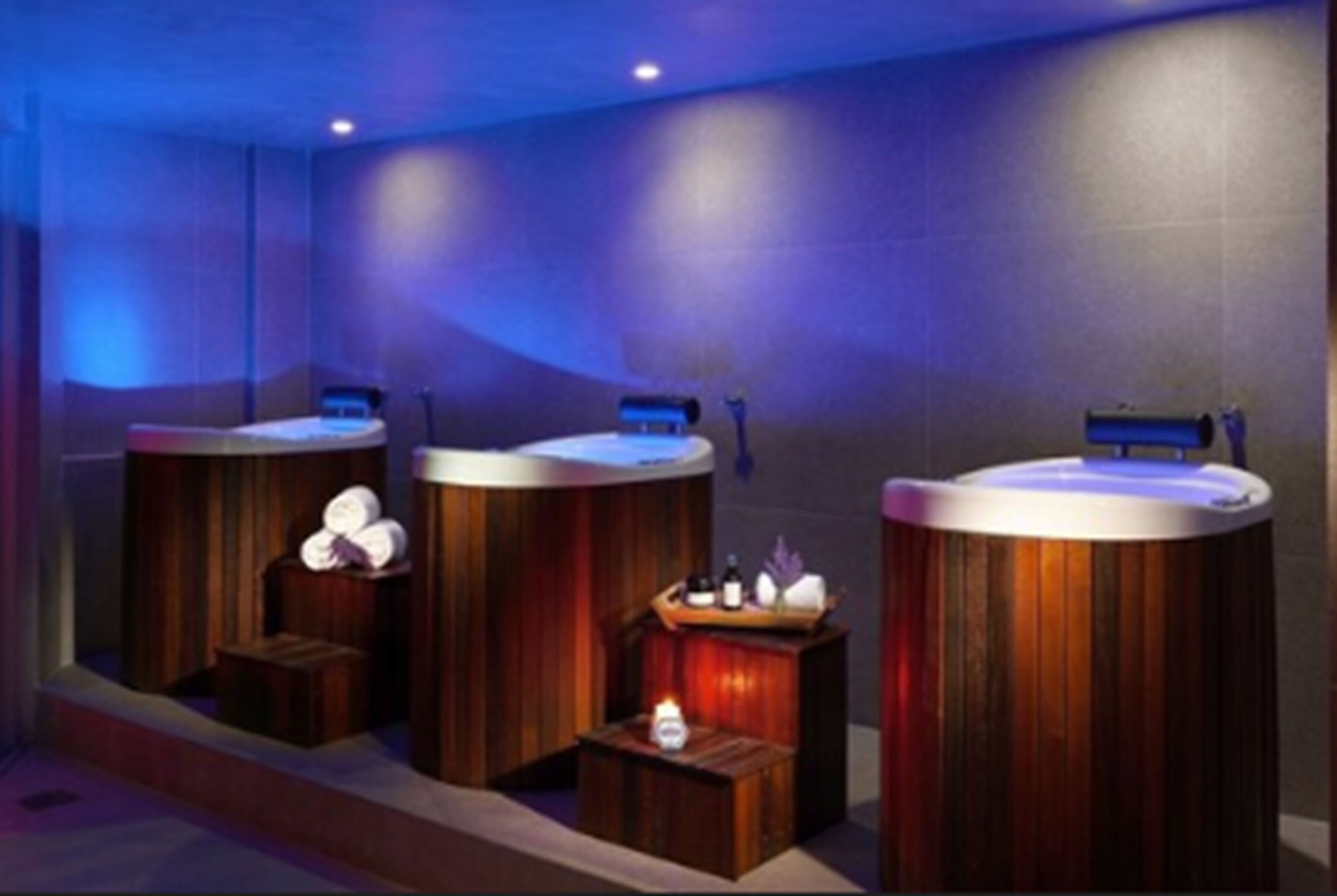 body treatments, body scrubs, facials, reflexology