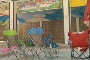 Poolbar