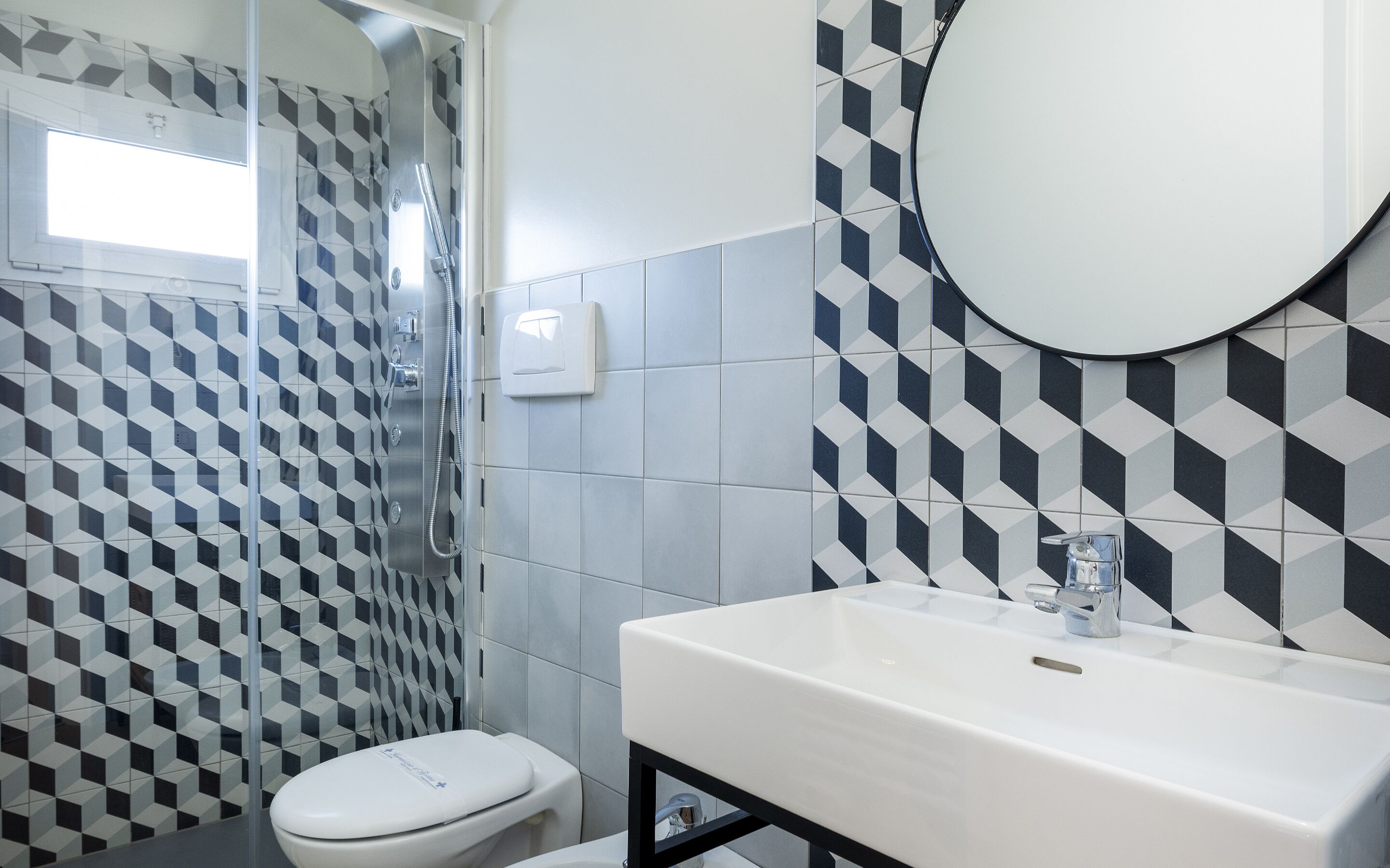 superior double room | bathroom | shower, free toiletries, hair dryer, bathrobes