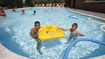 Piscina externa