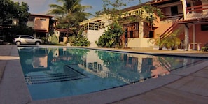 Piscina externa
