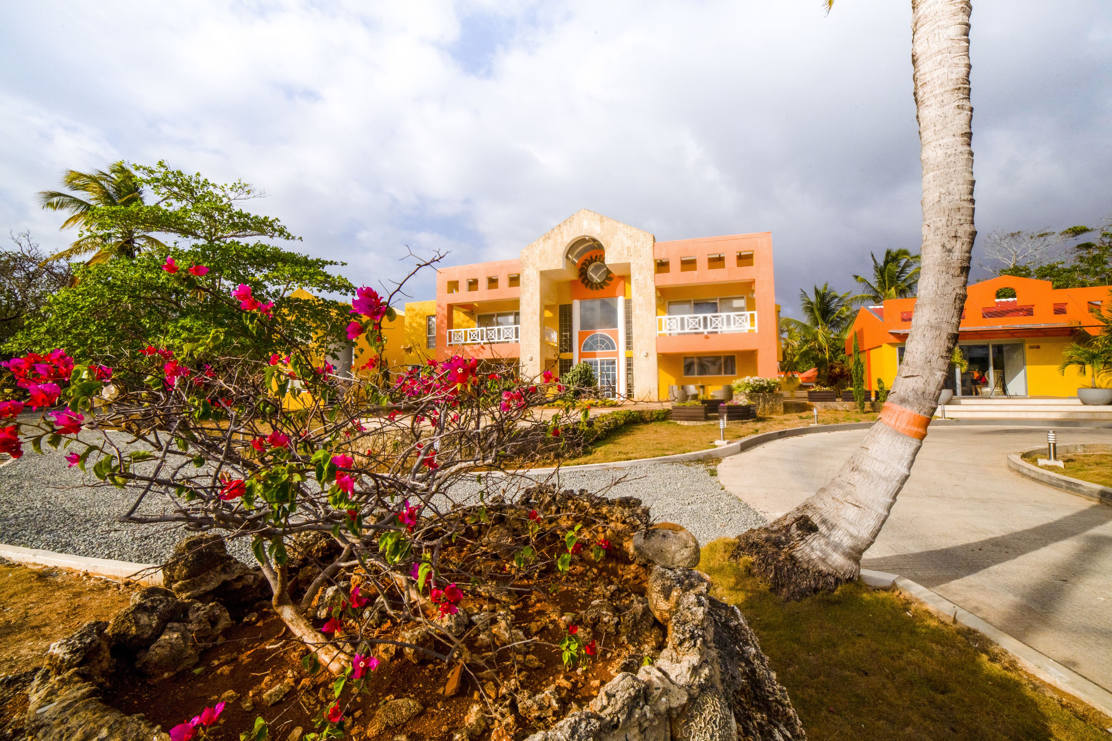 Fachada de la propiedad