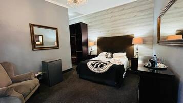 Chambre Standard | Fer et planche Ă repasser, Wi-Fi gratuit, draps fournis