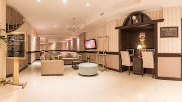 Sala de estar en el lobby