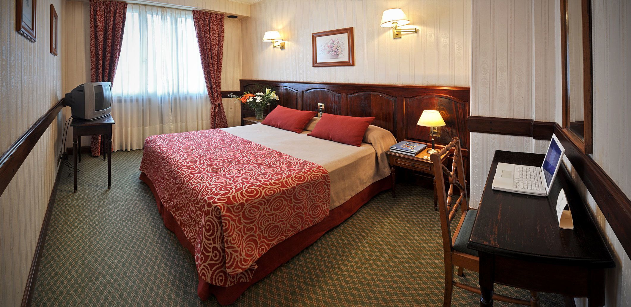 in-room safe, free cots/infant beds, free wifi, bed sheets