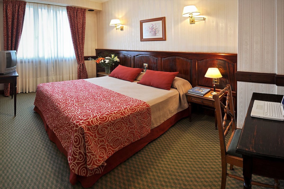 in-room safe, free cots/infant beds, free wifi, bed sheets