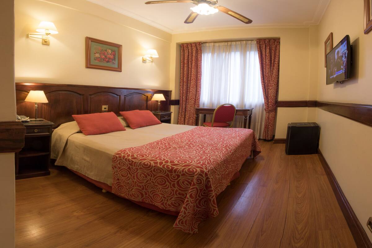 Double or Twin Room | In-room safe, cribs (free), WiFi (free), bed sheets