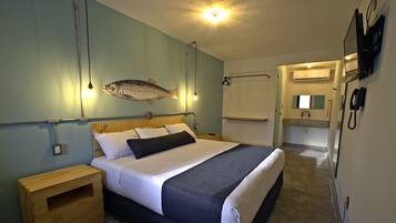 Blackout drapes, WiFi (free), bed sheets