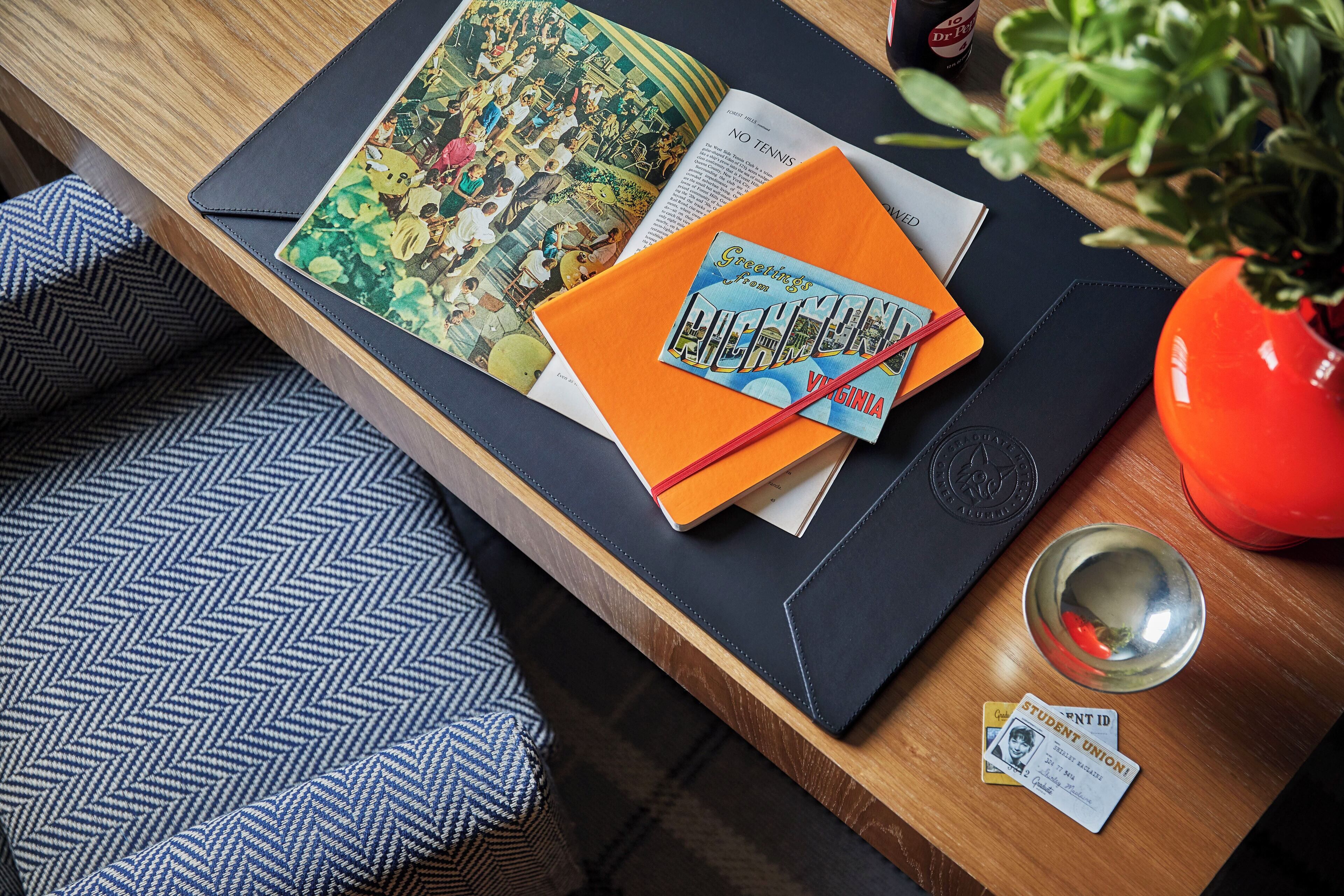 premium bedding, pillow-top beds, in-room safe, desk