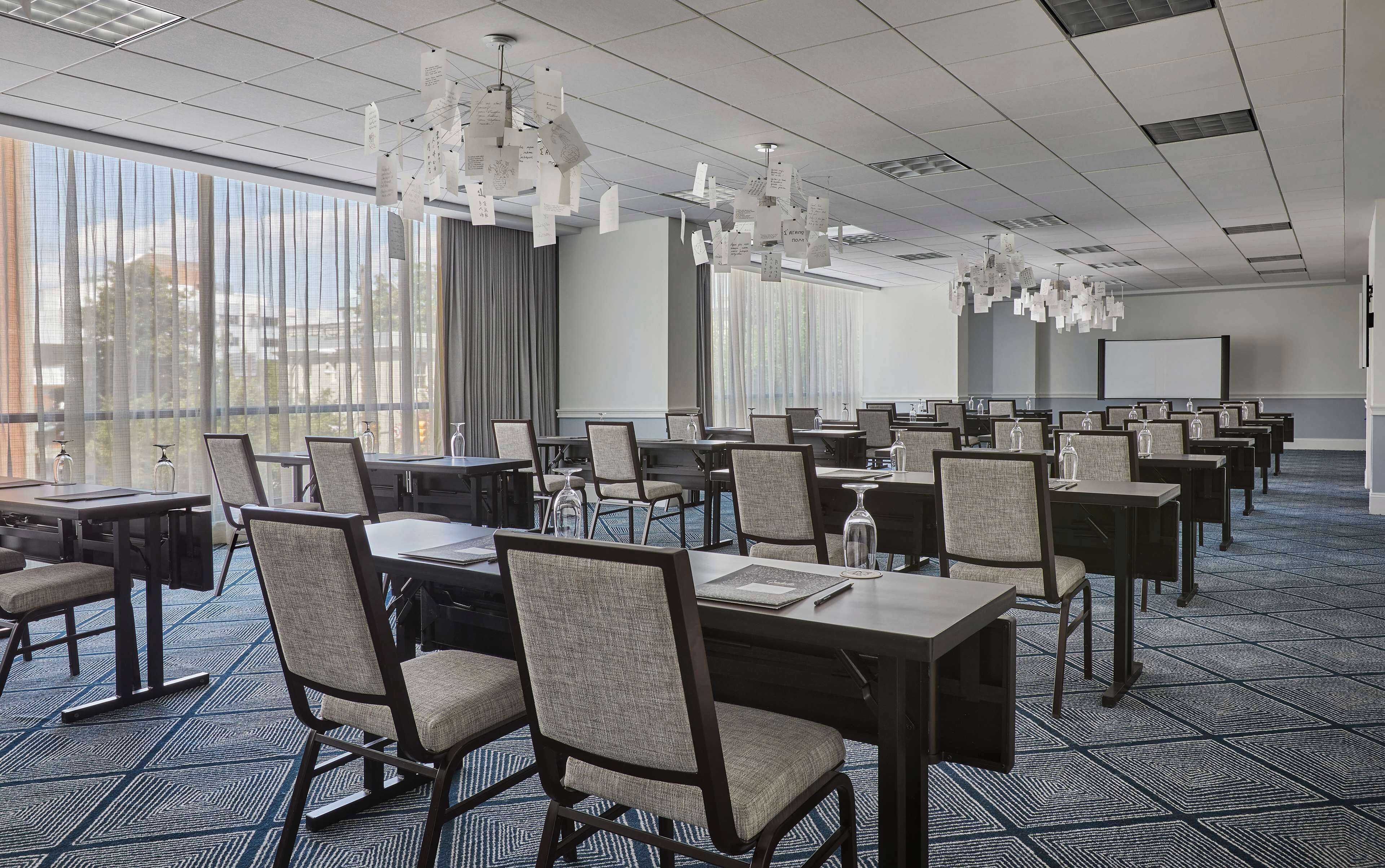 Foto - Graduate by Hilton Richmond