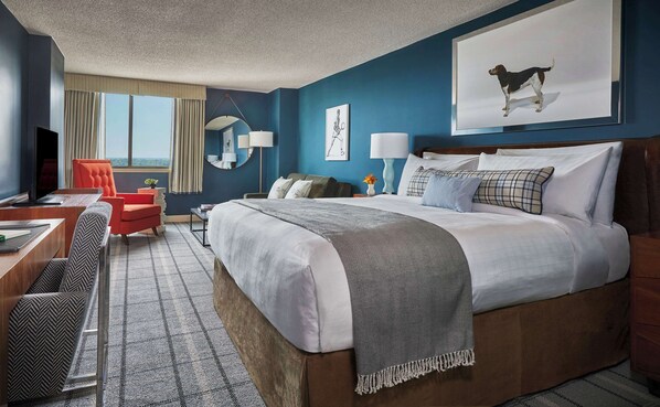 Premium bedding, pillowtop beds, in-room safe, desk