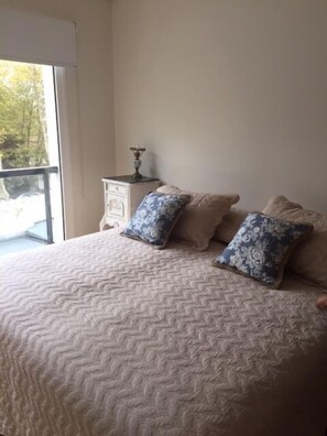 Classic Apartment, Sea View