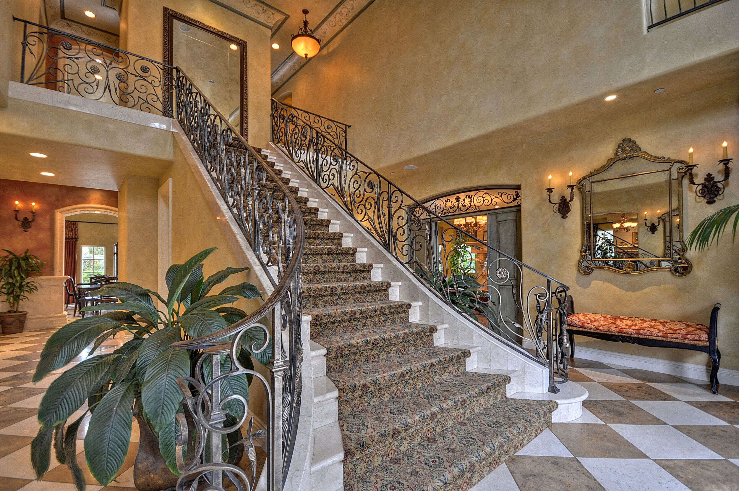 Capri Garden Suite | Living area | Flat-screen TV, fireplace