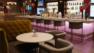 Bar (in der Unterkunft)