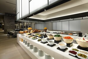 Daily buffet breakfast for a fee