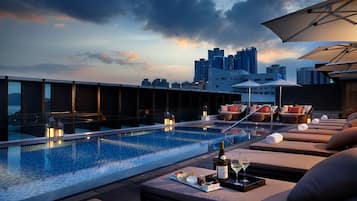 Seasonal outdoor pool