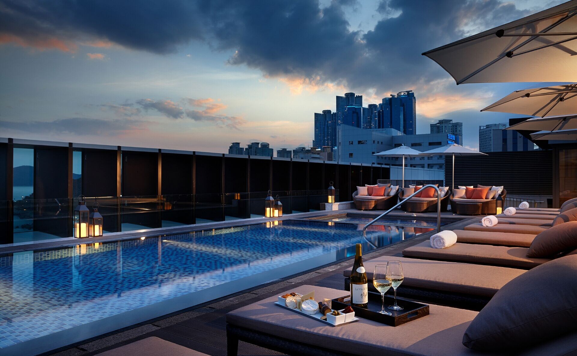 4 Star Hotels