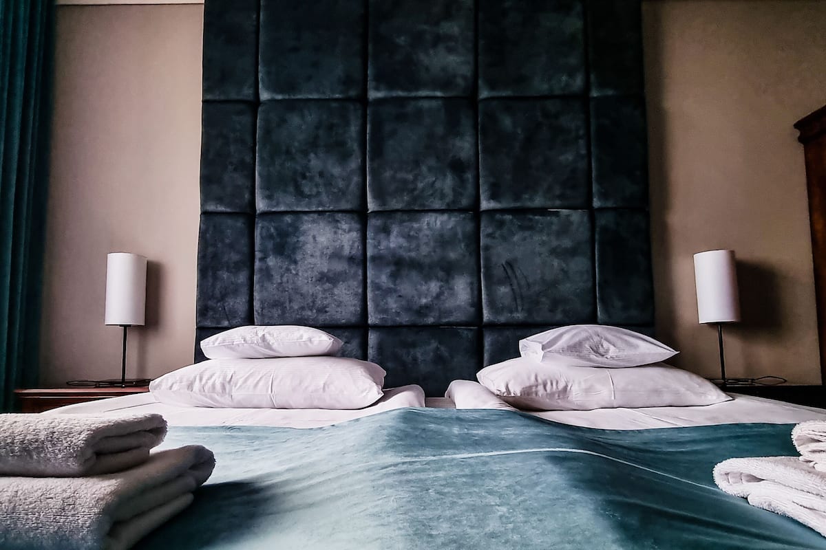 executive apartment, 1 bedroom, partial lake view | 1 bedroom, premium bedding, desk, iron/ironing board