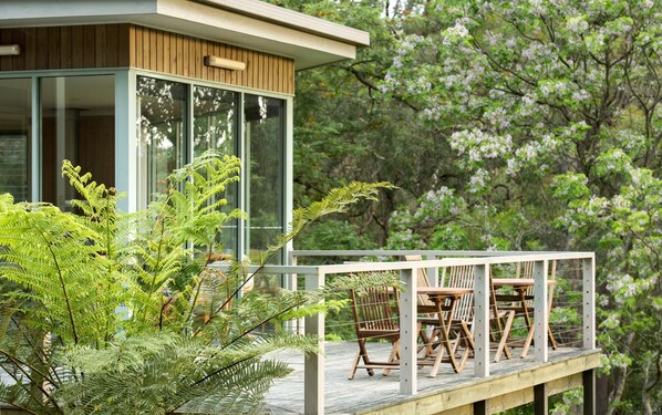 Terrace/patio - Gipsy Point Lodge (Gipsy Point)