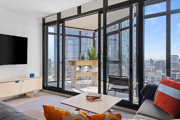 Lola: 2 Bedroom Comfort Apartment with City View | Living area | Flat-screen TV, pay movies