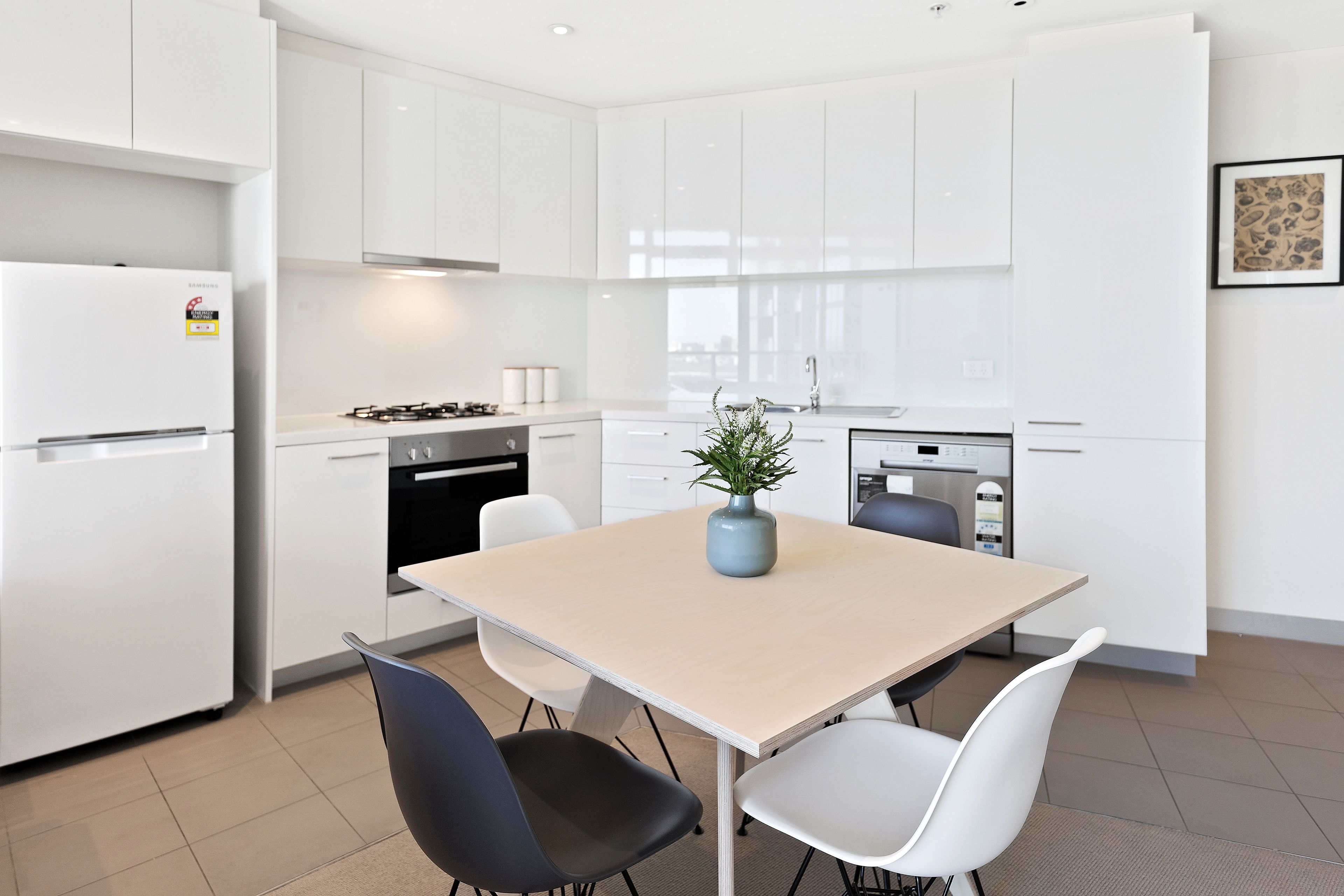 Nook Melbourne Bank Tower Apartments — image 17