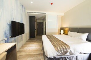 Grand Double Room, 1 Double Bed | Desk, blackout drapes, free WiFi - Nantou Hotel (Nantou)