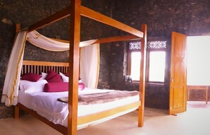 Studio Panoramic - 1 sovrum - utsikt mot bergen (Kanda) | 1 sovrum och sängtillbehör av högsta kvalitet