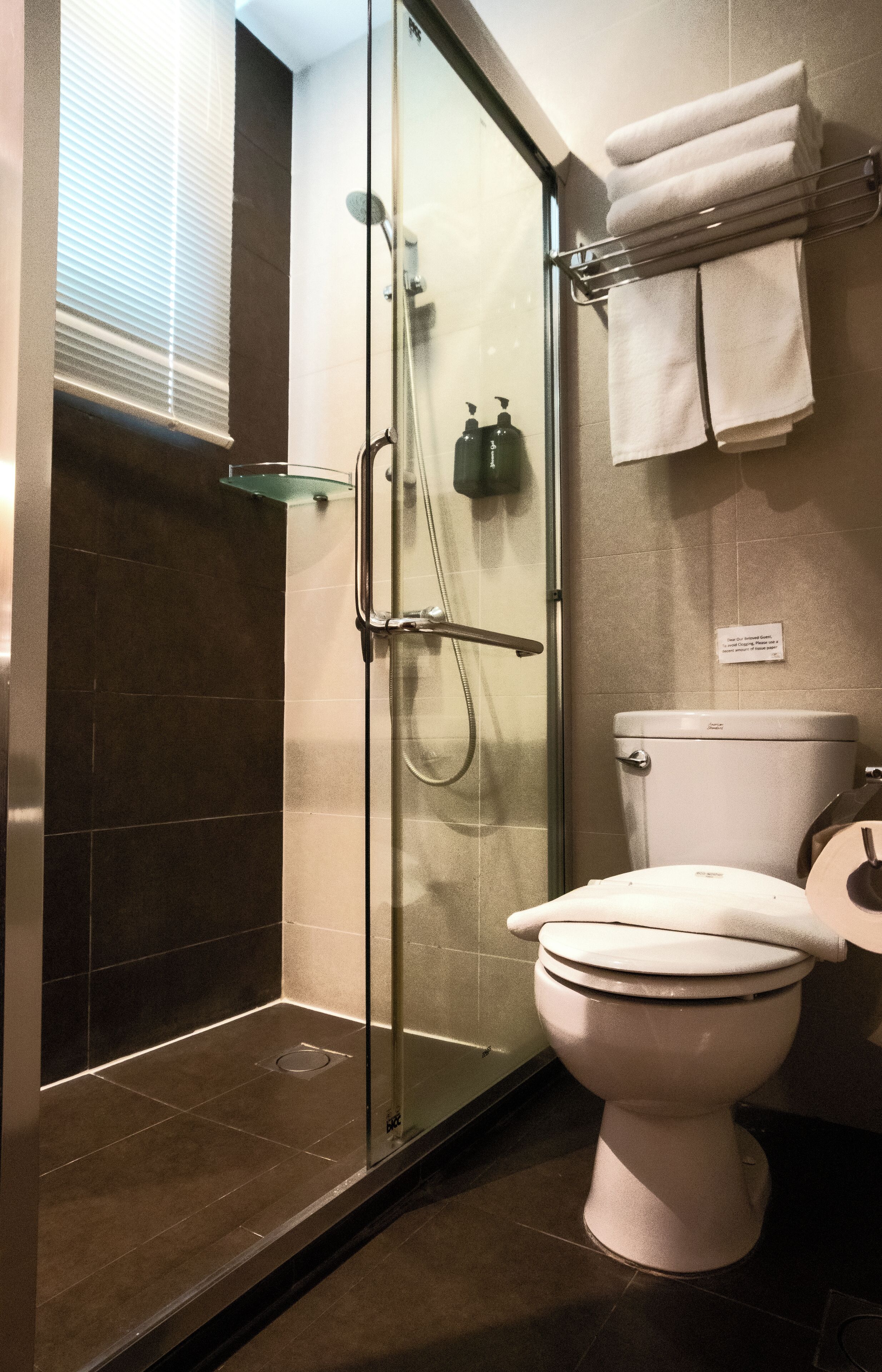 family room | bathroom | free toiletries, hair dryer, slippers, towels