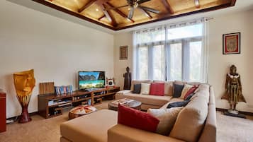 3 Bedroom Pool Villa | Living room | 40-inch flat-screen TV with cable channels, LED TV