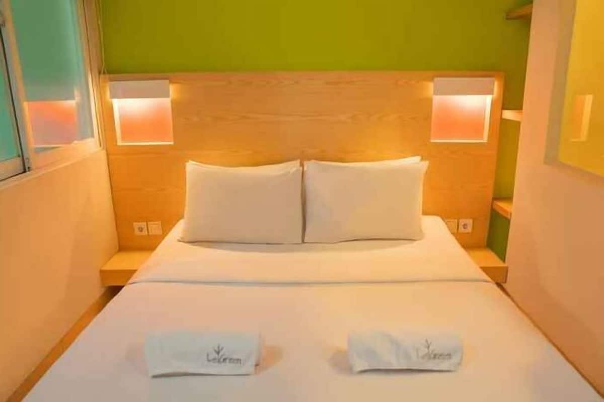 Skrivebord, lydisolering, gratis Wi-Fi, sengetøj