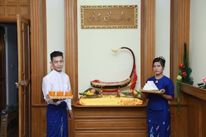 入口